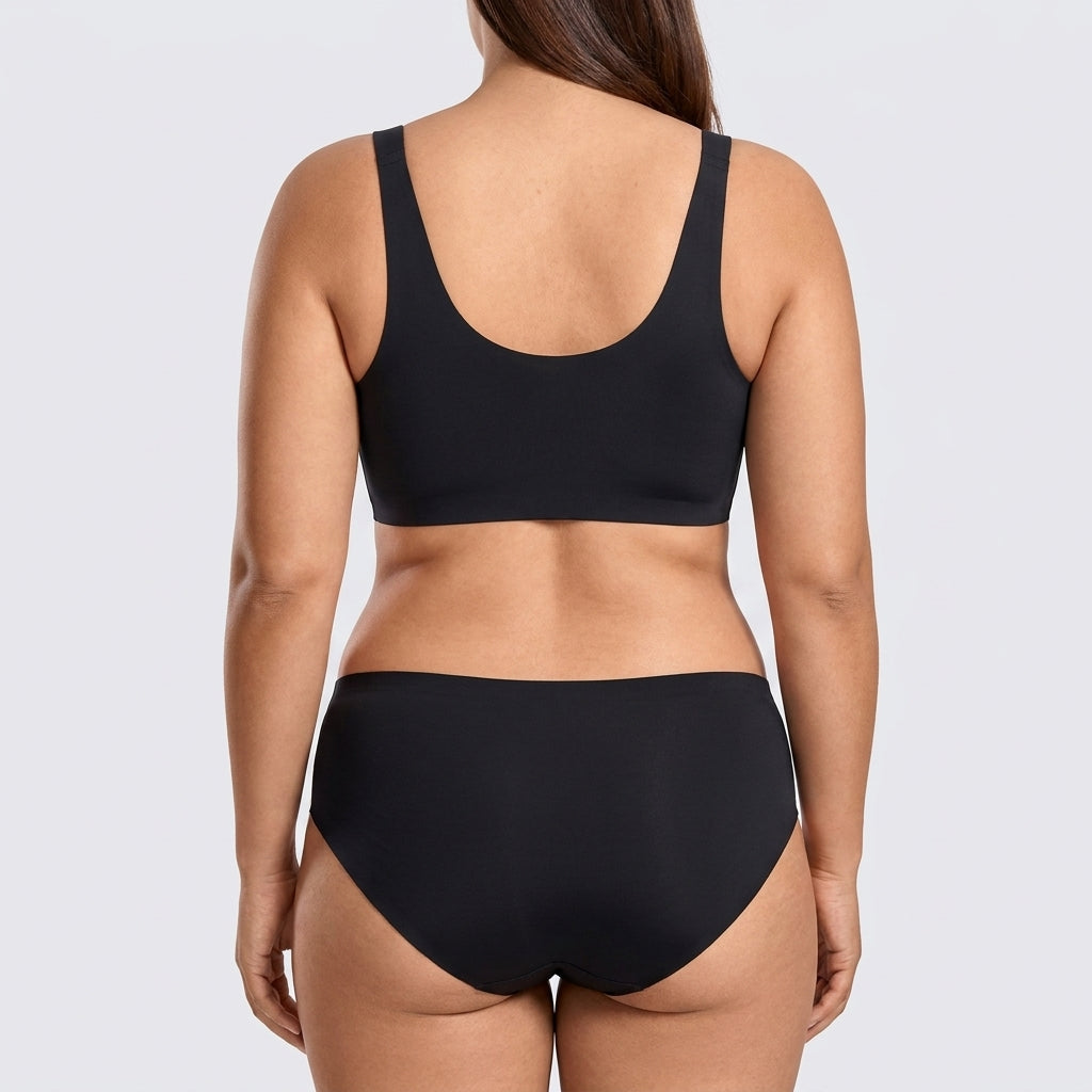 Seamless Jelly-Band Brief - Black on model, back #Color_Black