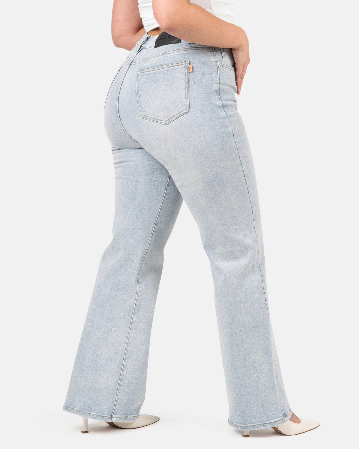 Curve-Hugging Relax – High-Waist – Cloud Blue