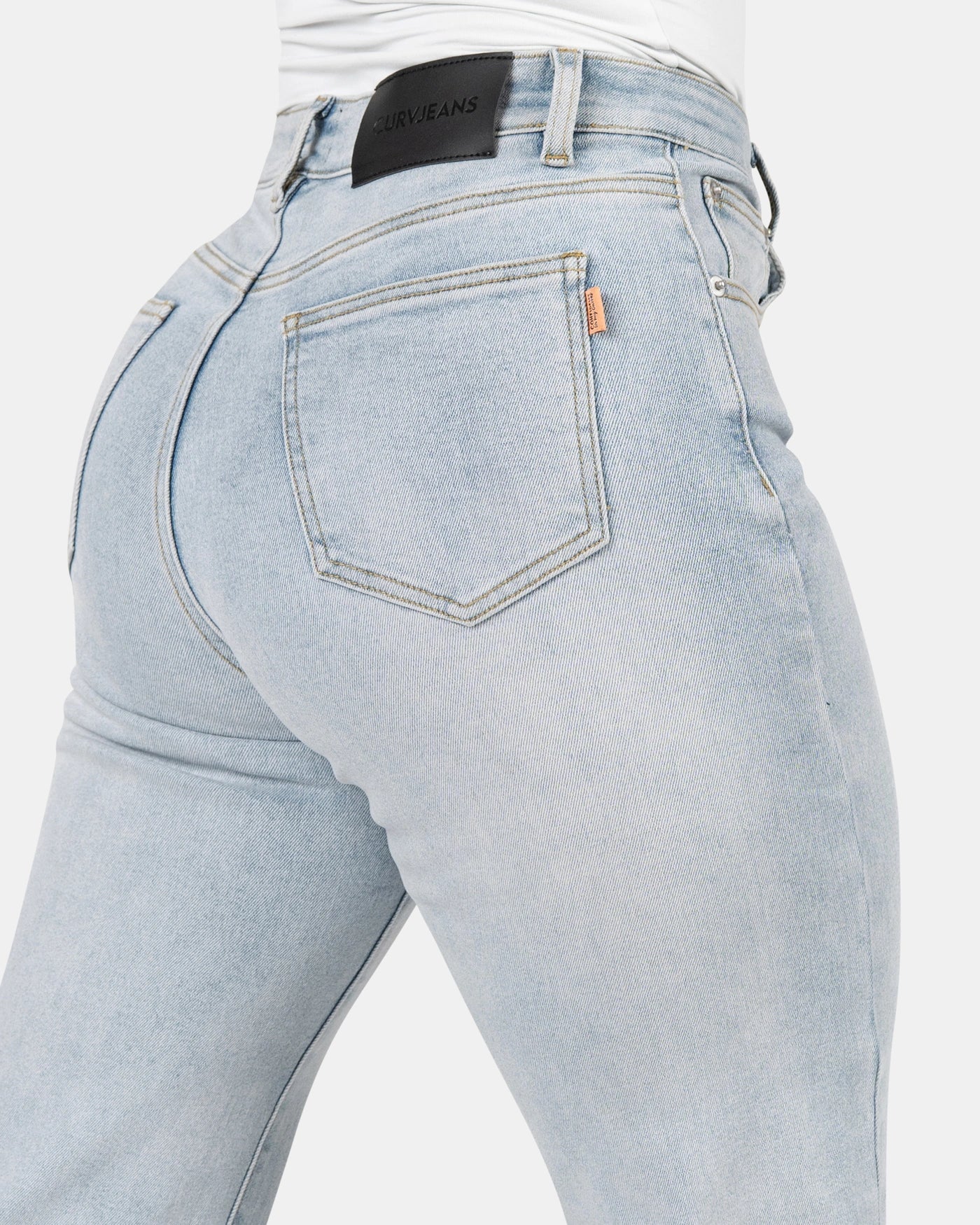 Curve-Hugging Relax – High-Waist – Cloud Blue