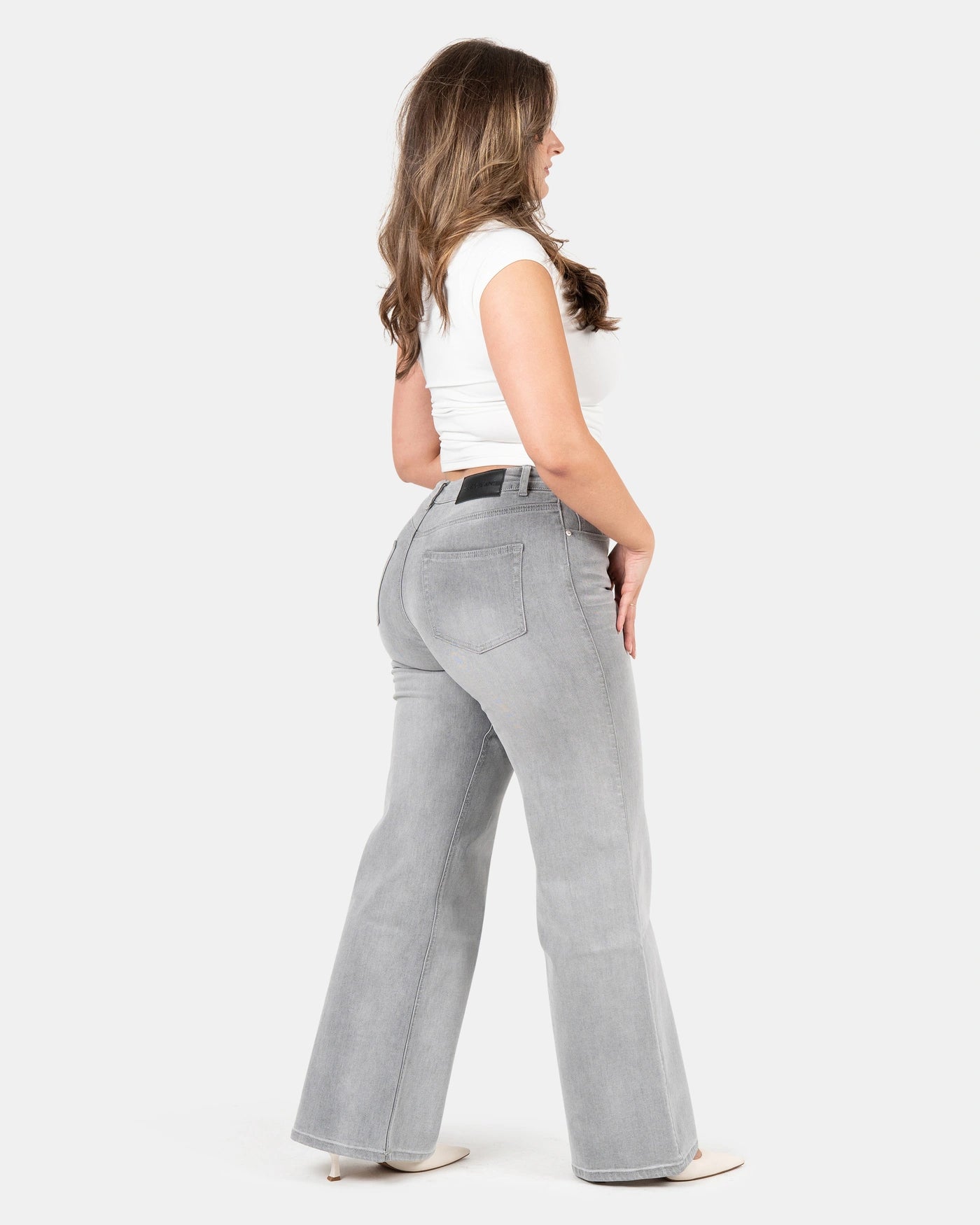 L | 169cm | 74cm waist