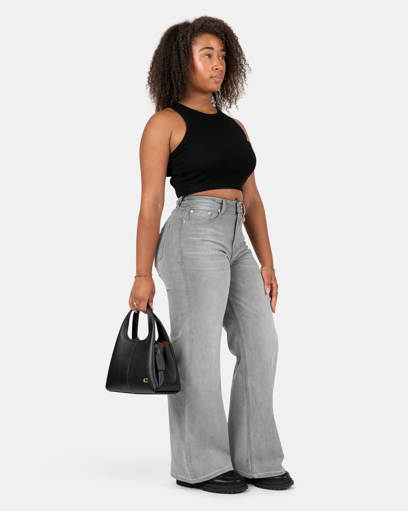 M | 163cm | 70cm waist