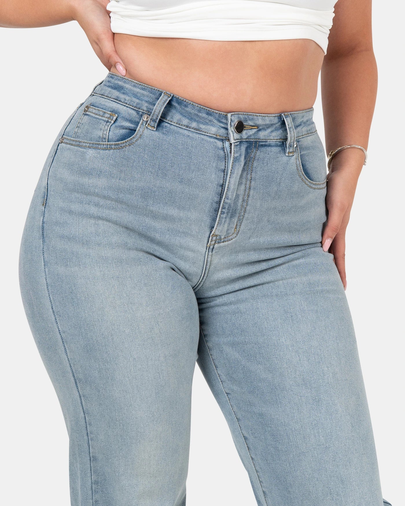Curve-Hugging Relax – High-Waist – Sky Blue