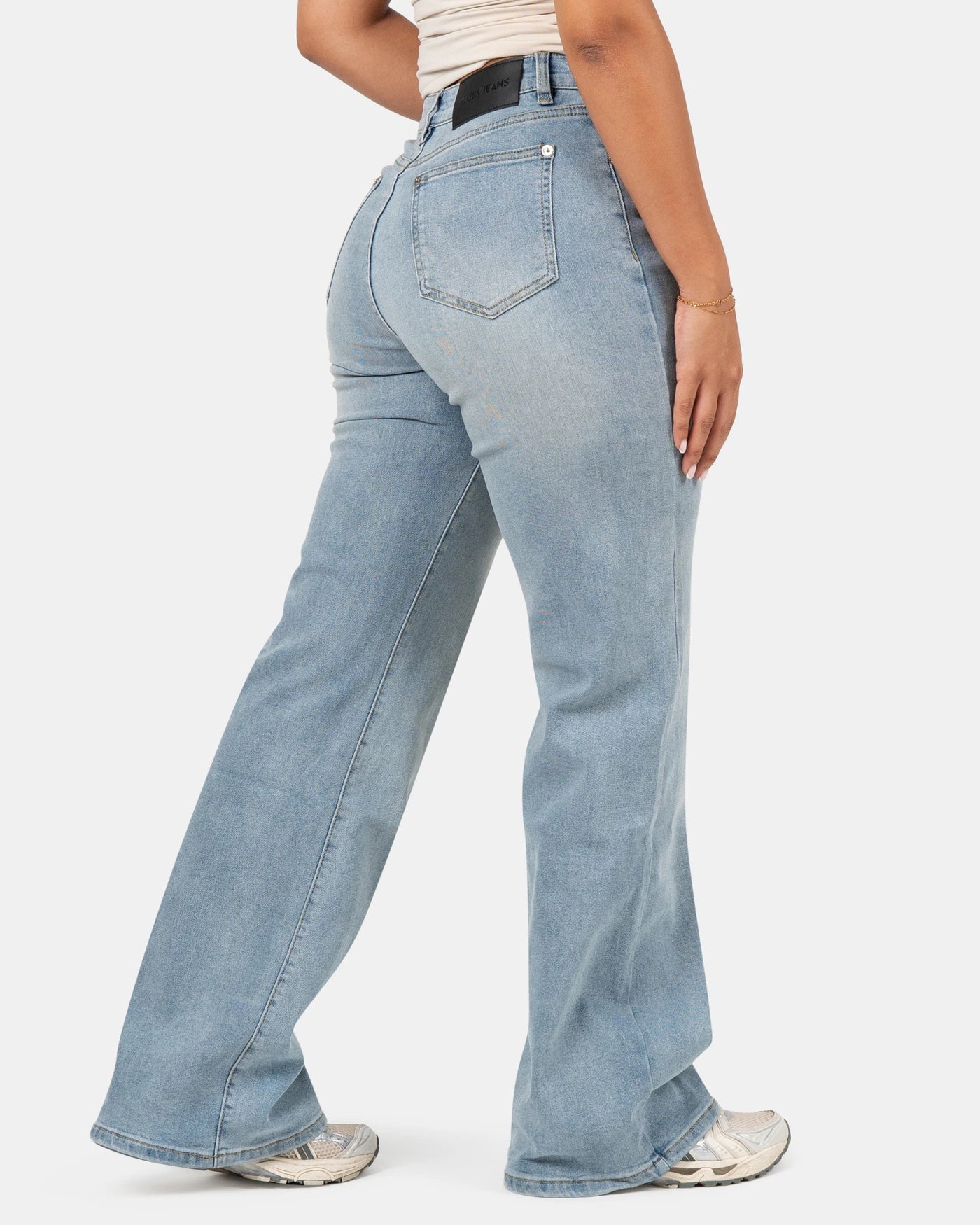 Curve-Hugging Relax – High-Waist – Sky Blue