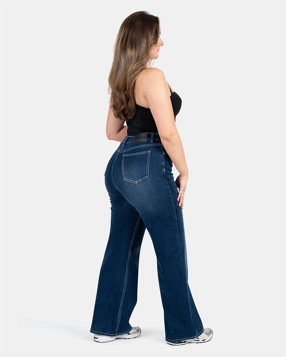 Curve-Hugging Relax – High-Waist – Indigo