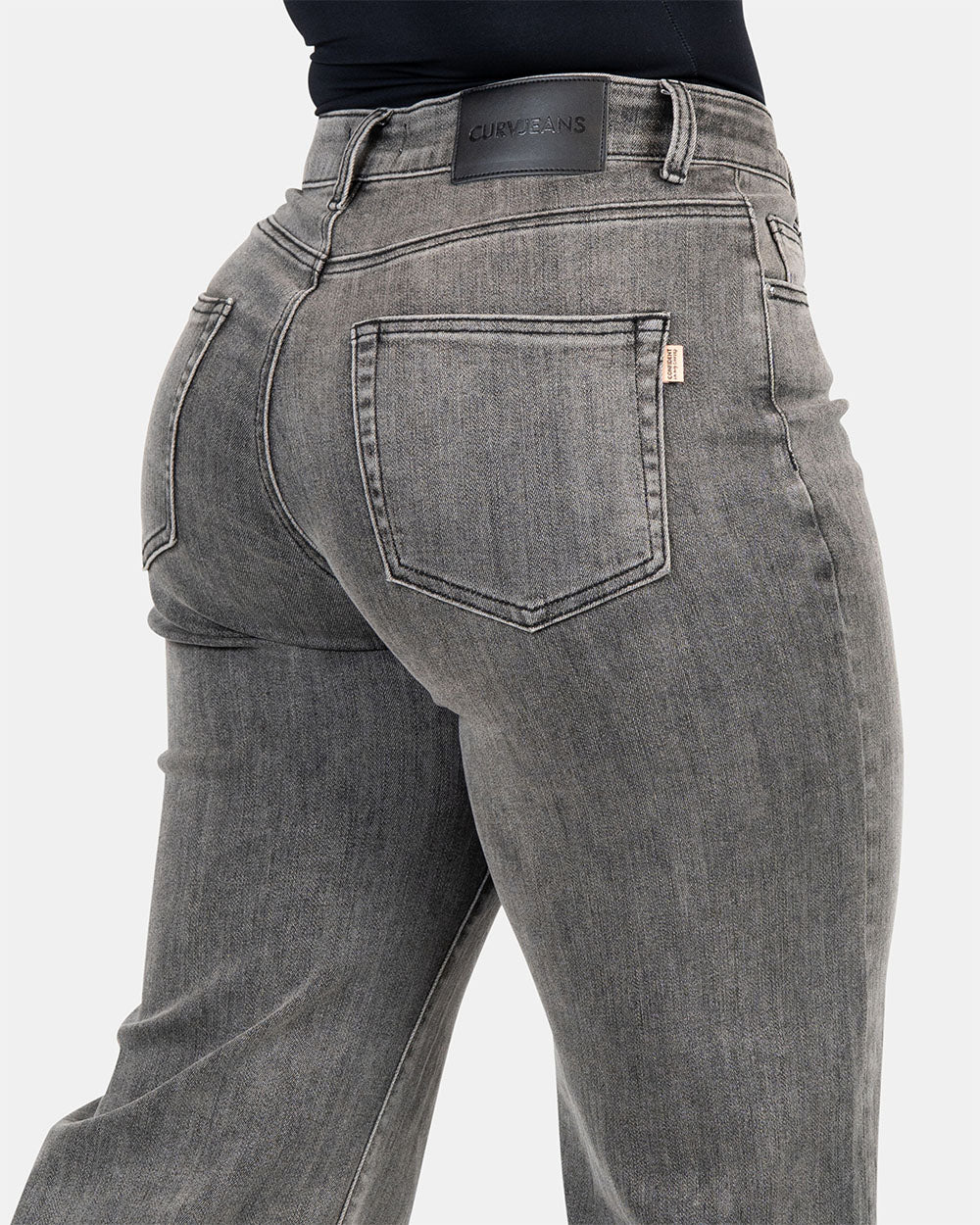 Curve-Hugging Wide Leg – Mid Rise – Grey