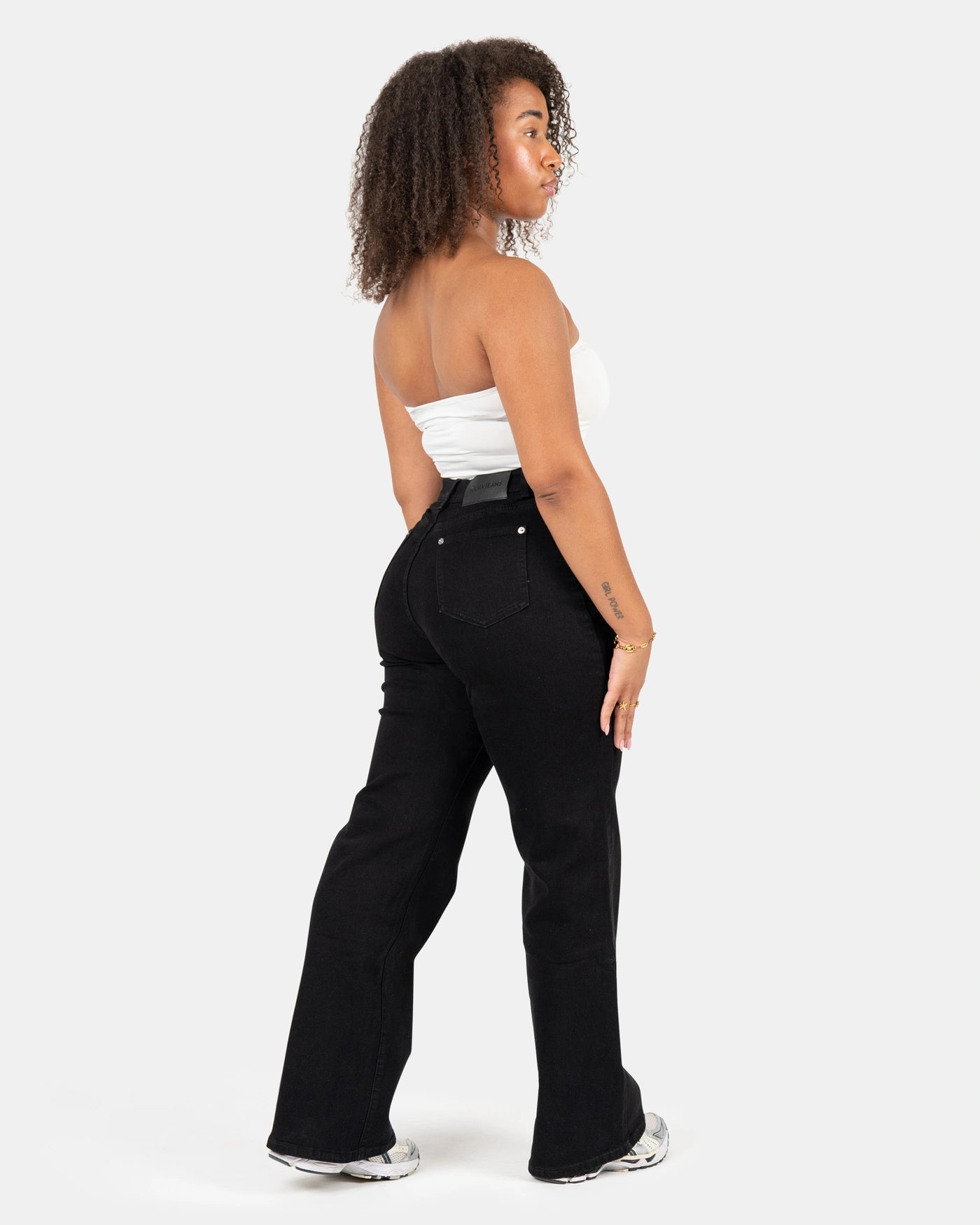 M | 163cm | 70cm waist