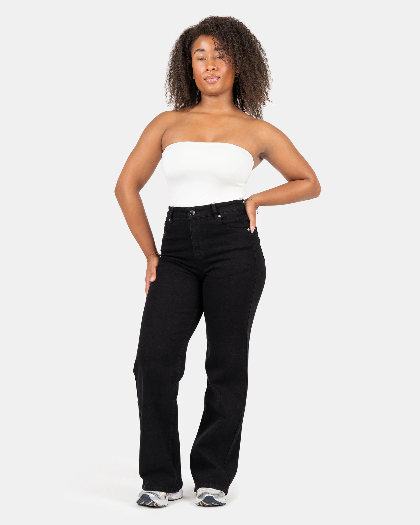 M | 163cm | 70cm waist