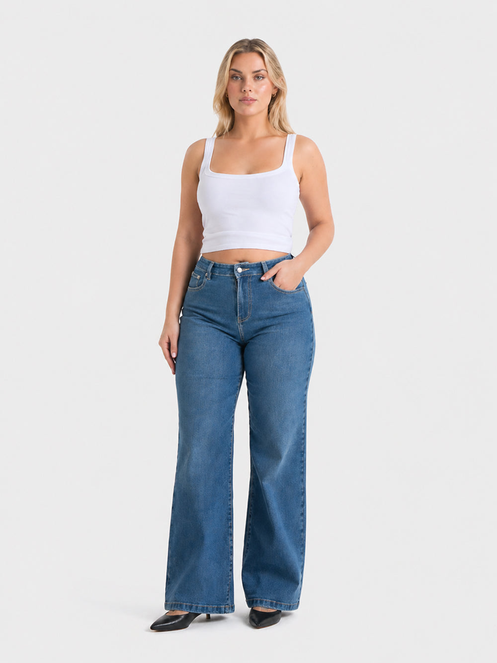 M | 169cm | 70cm waist