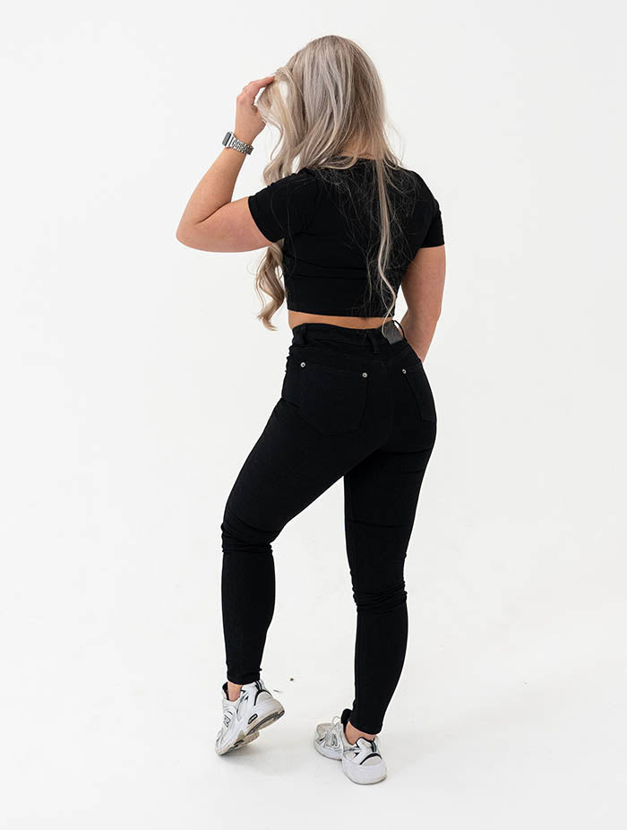 The Define Skinny Fit - Black