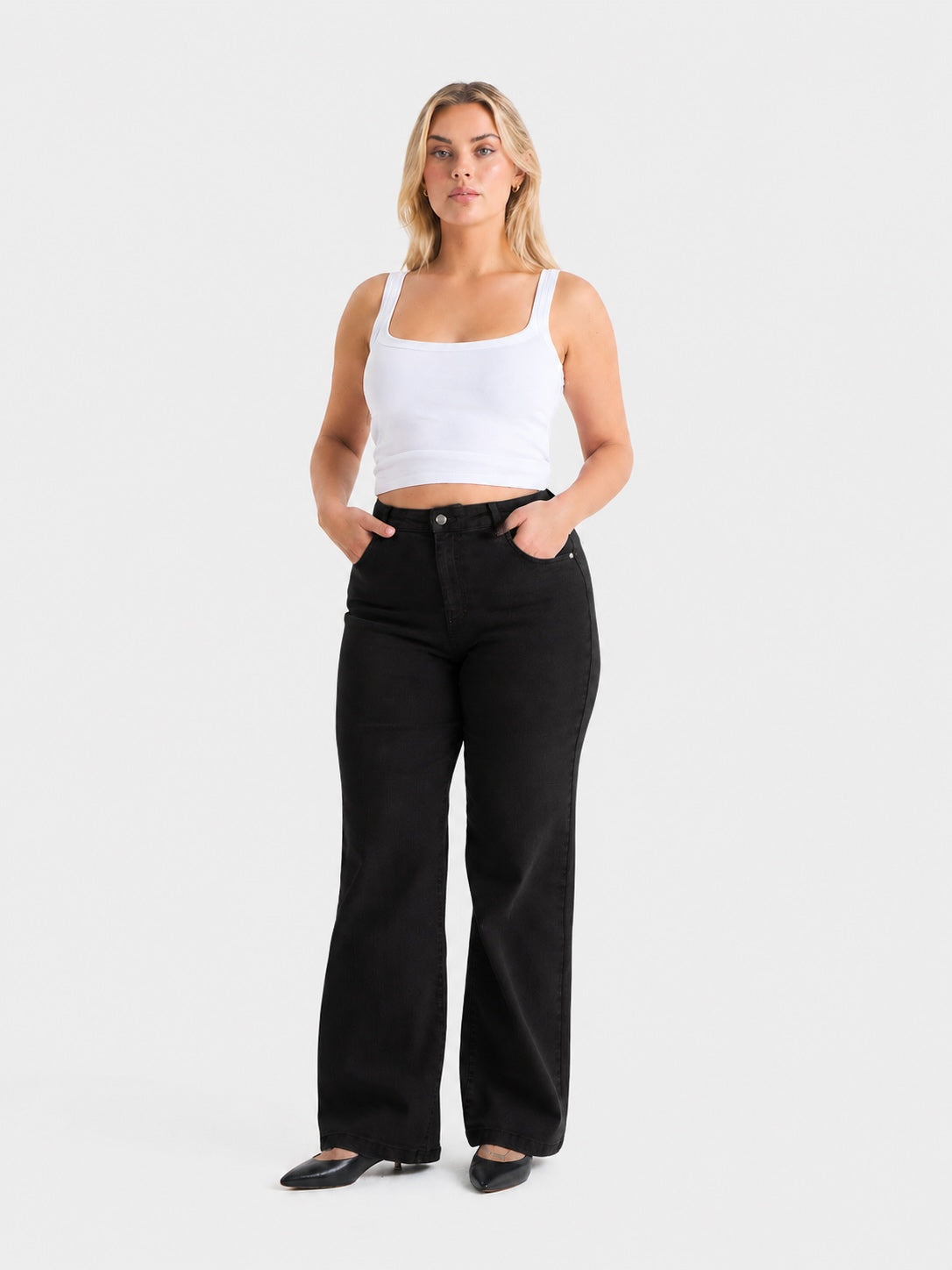 M | 169cm | 70cm waist