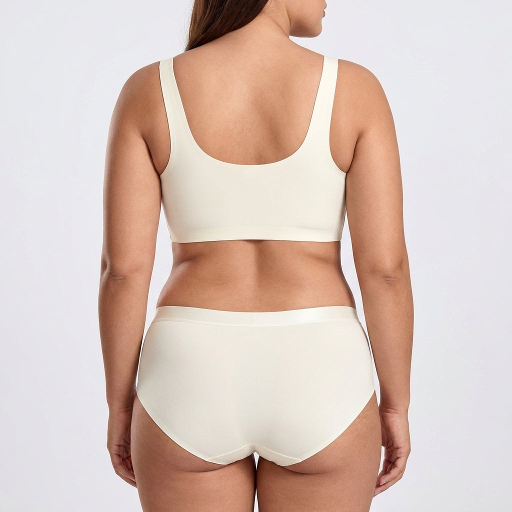 Seamless Jelly-Band Brief - Cream White on model, back #Color_Cream White