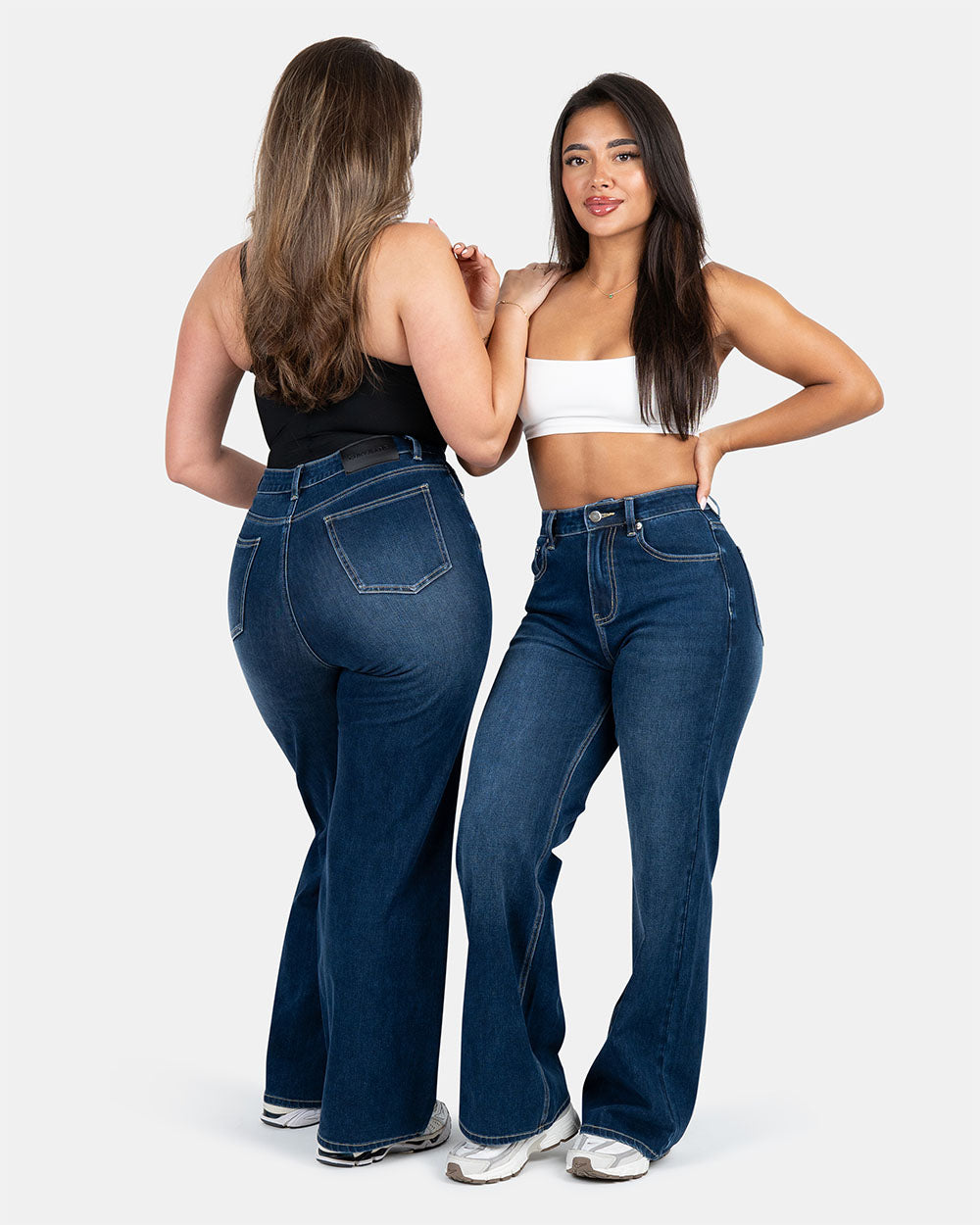 Curve-Hugging Relax – High-Waist – Indigo