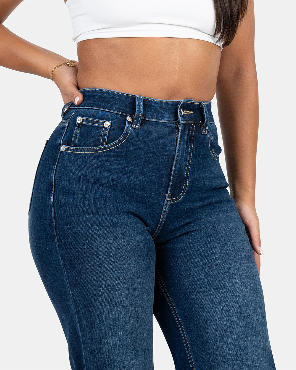 Curve-Hugging Relax – High-Waist – Indigo