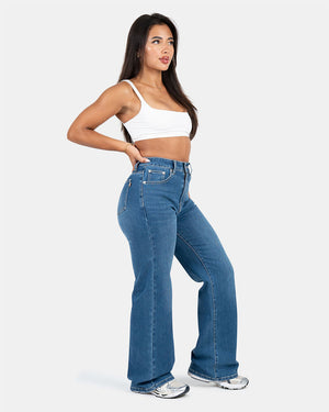 Curve-Hugging Relax – High-Waist – Mid Blue