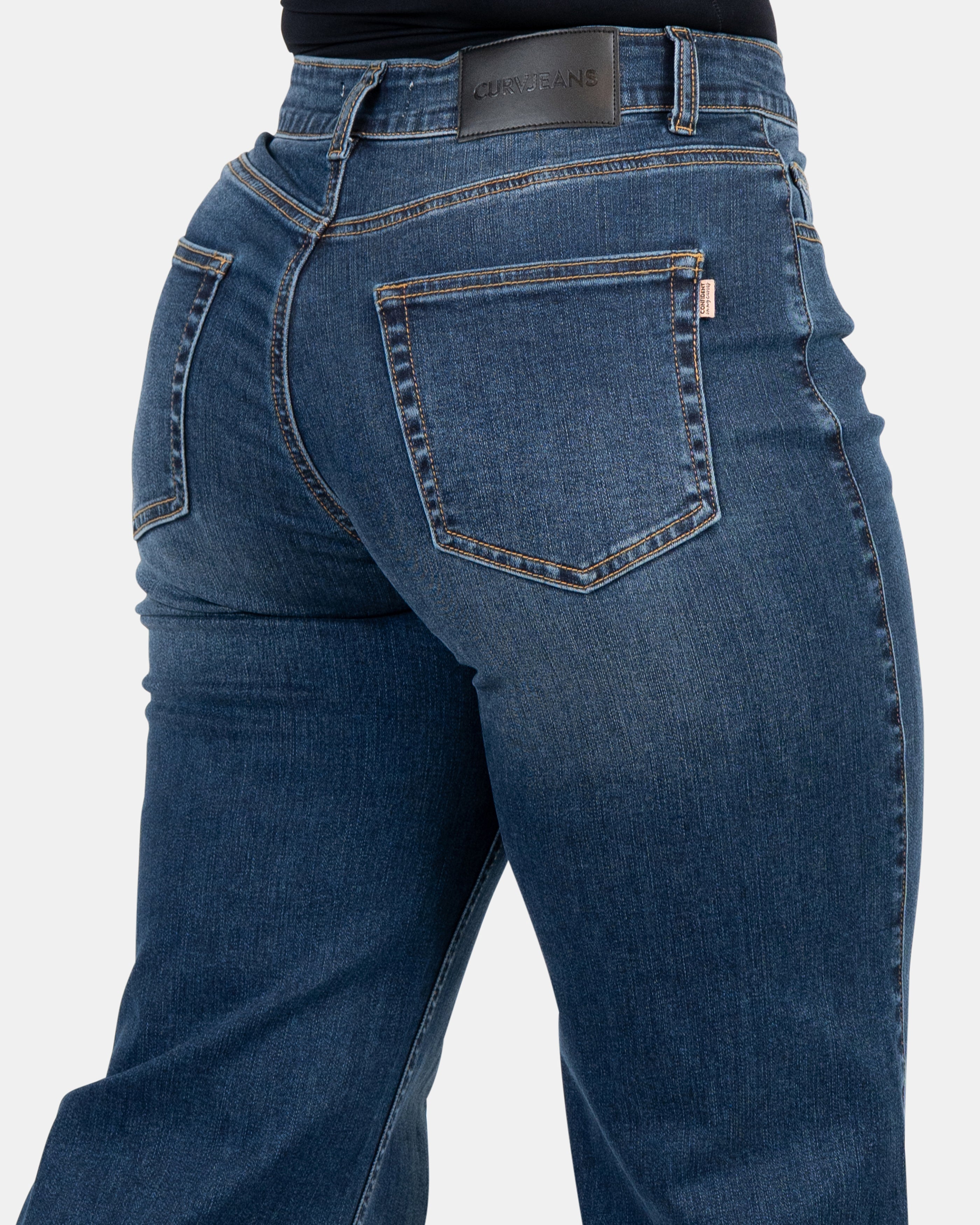 Curve-Hugging Wide Leg – Mid Rise – Indigo