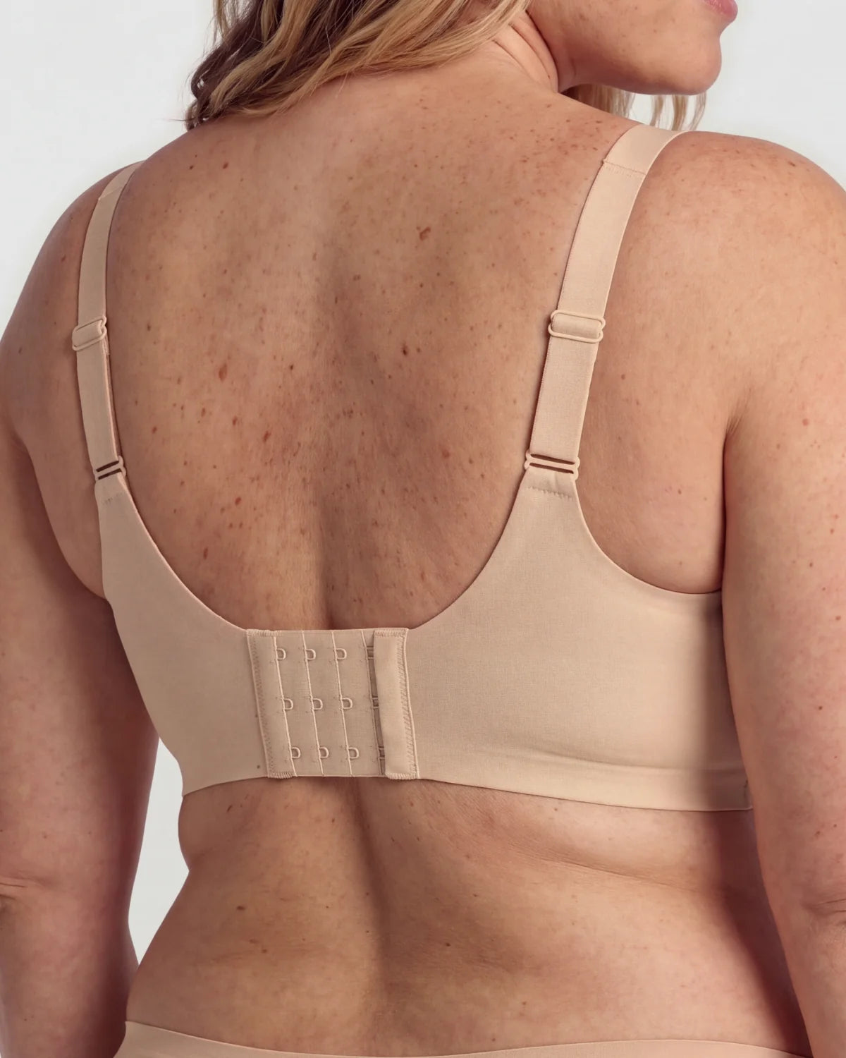 Back - CURVS V-Neck Mesh Bra - Nude #Color_Nude